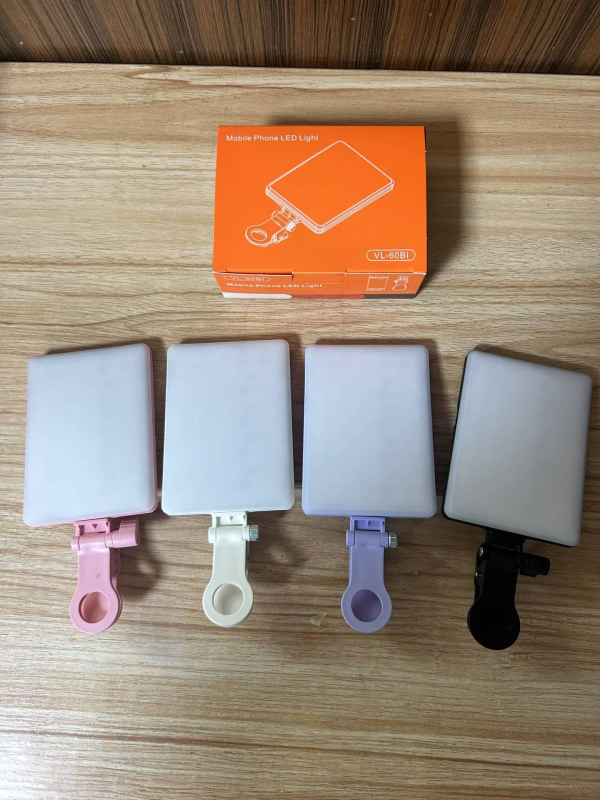 Clip-on mini svjetlo za fotografiju • 5.5W • 5V/2A • za mobilne telefone, kamere i tablete • ručno korištenje