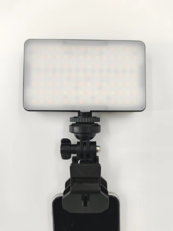 LED dopĺňajúce svetlo pre fotografovanie, vreckové LED svetlo, ambientné svetlo, zvislý režim, hot-shoe pripojenie, 5V, menej ako 10W, tri možnosti teploty svetla