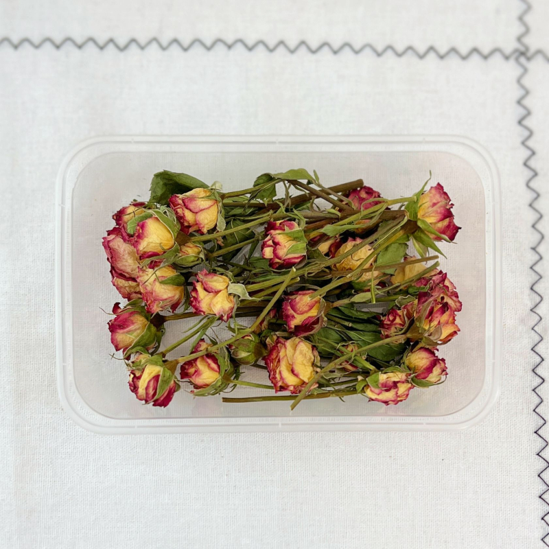 Изсушено цвете-роза с множество глав - DIY подарък, реквизит за снимки, стенен декор, не боядисано