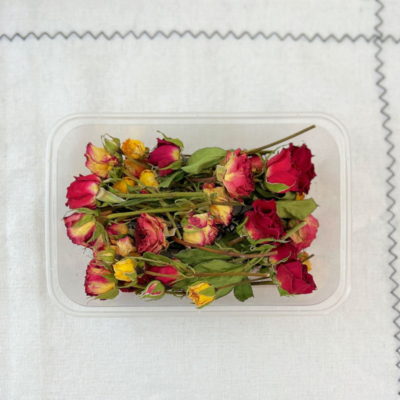 Изсушено цвете-роза с множество глав - DIY подарък, реквизит за снимки, стенен декор, не боядисано