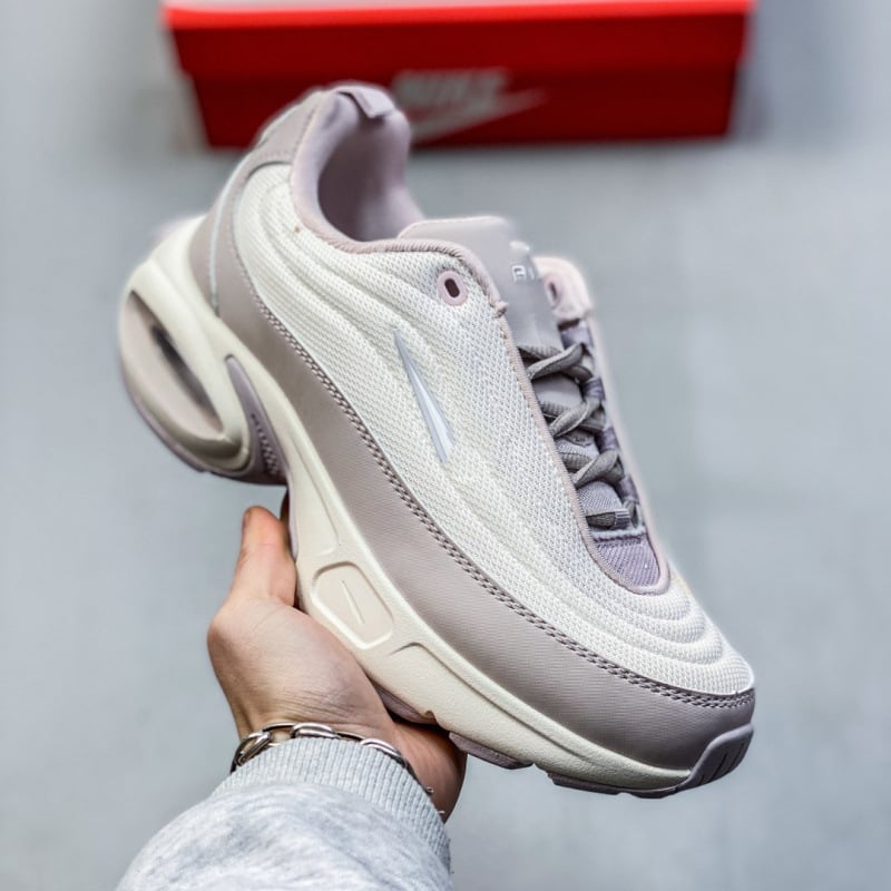 Uniszex futócipők vastag párnázott talppal, felsőrész velúr + műbőr + szövet, lélegző, vízálló, csúszásmentes, záródás cipőfűzővel