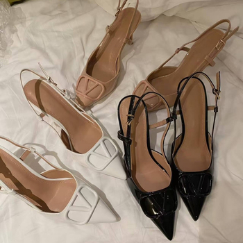 Vienu dirželiu sandalai, smailus pirštas, odinis viršus, gumos padas, sagtis, Pavasaris 2025