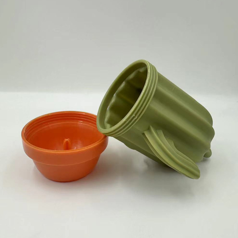 Kit portabil pentru colectarea dejecțiilor animalelor de companie în exterior: pungă de deșeuri și lopățică, design cactus/succulent, din plastic
