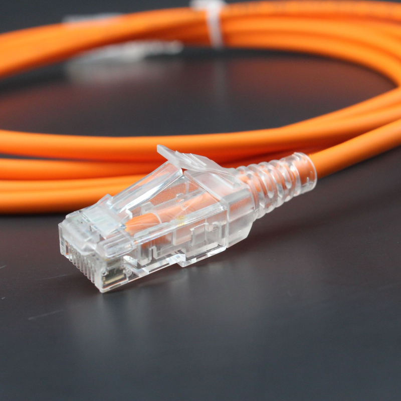 Cat6A безекраниран мрежов кабел, 8-жилен, RJ-45, вътрешен, до 10 Gbps