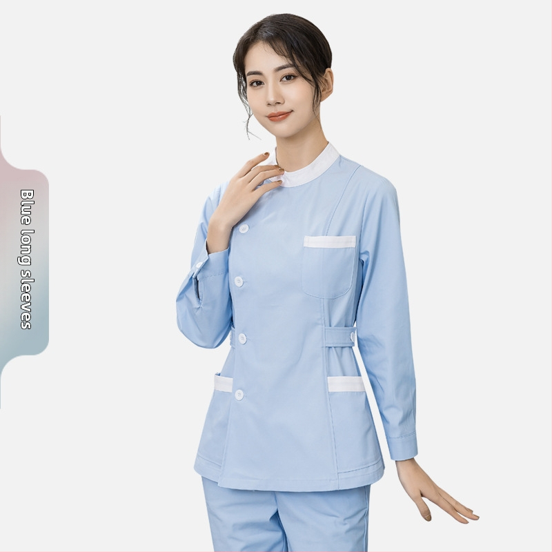 Set uniformă medicală (top și pantaloni) cu mâneci lungi, guler de tip sacou, țesătură poliester-bumbac 50–70% poliester, 30–50% bumbac, material cu evacuare a umezelii