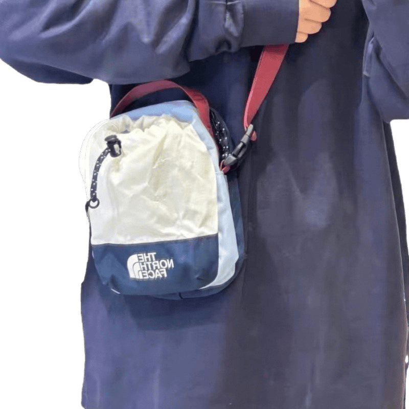 Geantă piept PU pentru bărbați, utilizare dublă (crossbody sau talie), pentru alpinism și sporturi pe zăpadă, Primăvara 2024