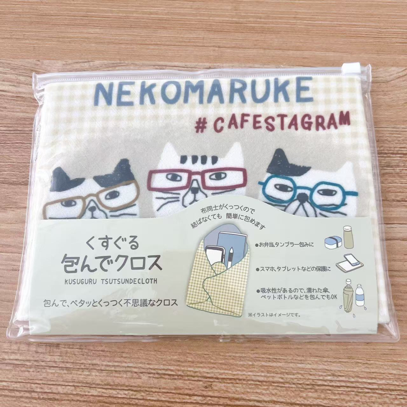 Kusuguru lipnūs audinys saugojimui – DSLR, iPad, pietų dėžutė, rašiklių krepšelis, skėtis; gyvūnų raštas; stilius: rankinė