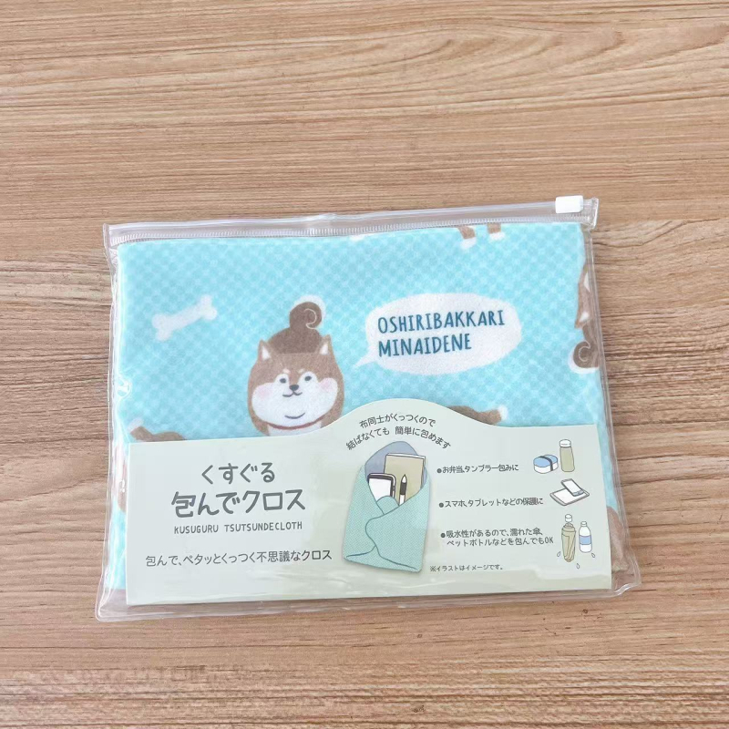 Kusuguru lipnūs audinys saugojimui – DSLR, iPad, pietų dėžutė, rašiklių krepšelis, skėtis; gyvūnų raštas; stilius: rankinė