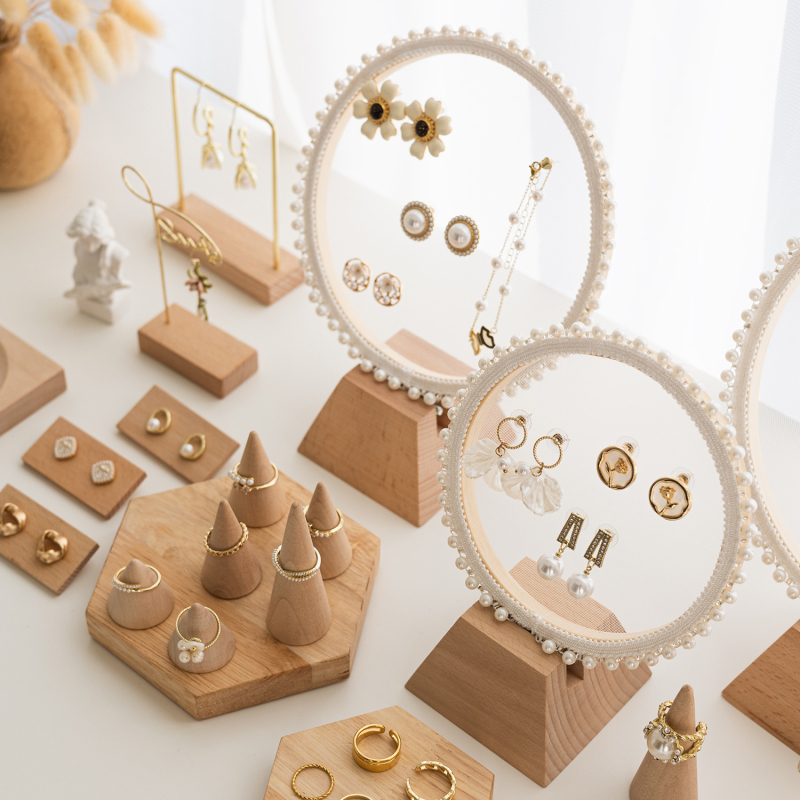 Стойка за обици от бамбук, кръгъл дизайн, едно ниво, скандинавски стил, ръчна изработка