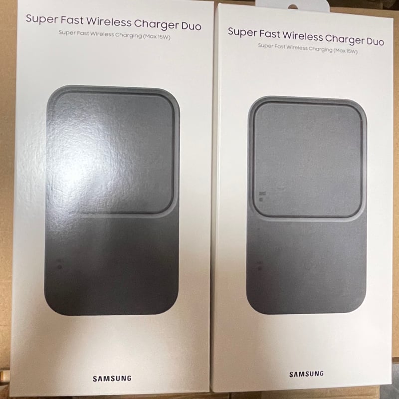 Samsung 3-u-1 Bežični Punjač EP-P5400 – 15W QC3.0 Stojni Punjač