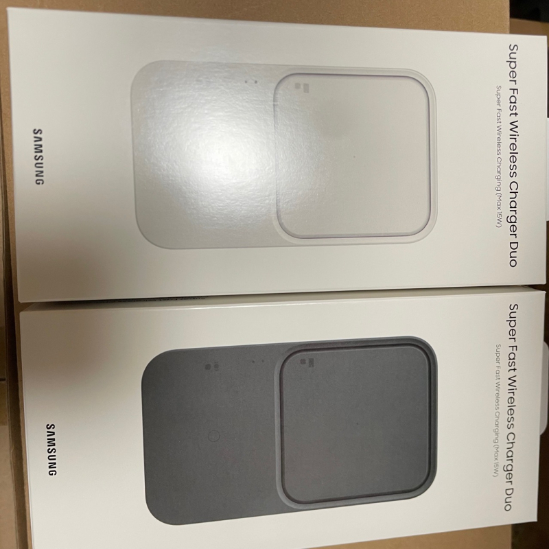 Samsung 3-u-1 Bežični Punjač EP-P5400 – 15W QC3.0 Stojni Punjač