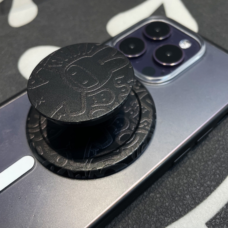 WU držač za telefon s MagSafe magnetskom privlačnošću, plastičan, crtani stil, stolni držač za selfie i gledanje videa