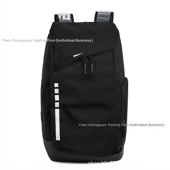 Batoh na basketbal a tréning, objem 20-35 l, Oxford textil, vrecko na 11-palcový notebook, priedušný