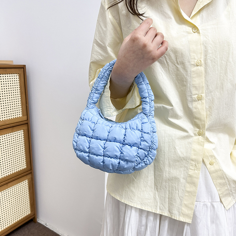 Nylon dumpling torba, gradski stil, zatvarač, unutarnji džep za mobitel