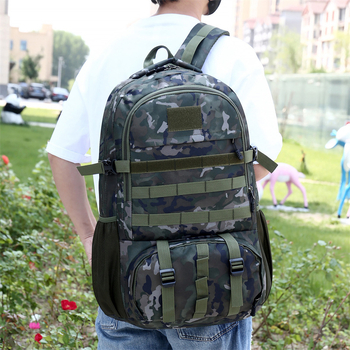 Rucsac camuflat pentru outdoor și drumeții, capacitate 36–55L, material Oxford, model geometric, curele cu pernă de aer pentru reducerea încărcării