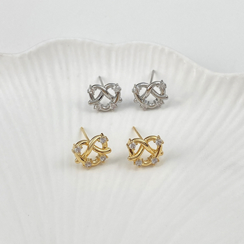 Szív alakú fülklipsz - aranyozott réz, gyémánt díszítés, elektroplattálás, 2025 ősz kiadás, női divatos fülbevaló