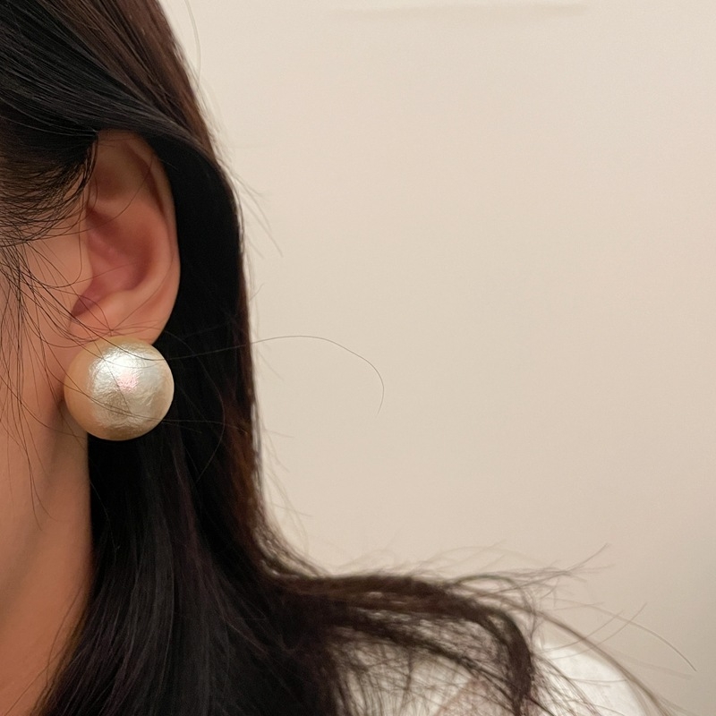 Gyöngy fülbevalók – geometriai design, koreai stílus (Anyag: Gyöngy; Márka: Jiajing; Forma: Geometriai típus; Kezelés: Elektroplattázás)