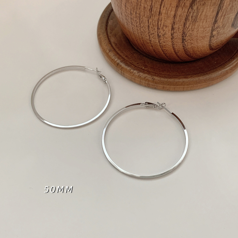 Geometriai formájú karikafülbevalók | 999 ezüst tüske, Heehee márka, elektroplakkolás