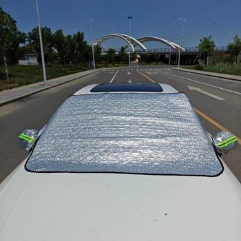 Automobilska sunčana sjenila s aluminijskim filmom, magnetsko postavljanje, težina 0,5 kg (Materijal: aluminijski film; Tip: sjenilo za sunce; Ugradnja: magnetska; Težina: 0,5 kg)