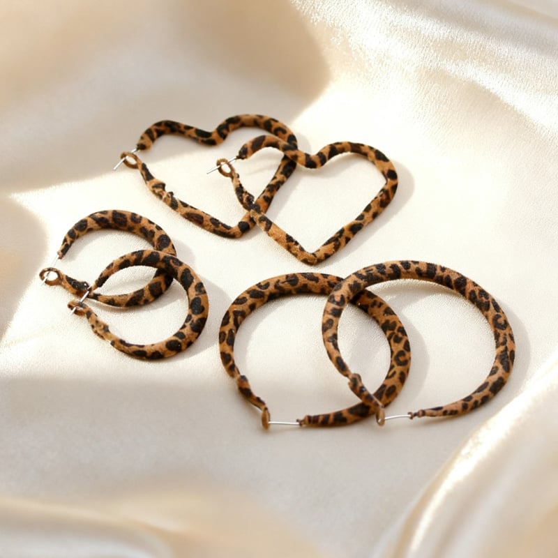 Fülbevalók - leopárd mintás, vintage Hongkong-stílus, geometriás forma; anyag: ötvözet; fülcsap: 925-ös ezüst; bevonat: színmegőrző elektropácolás; márka: Medo / Honey Density