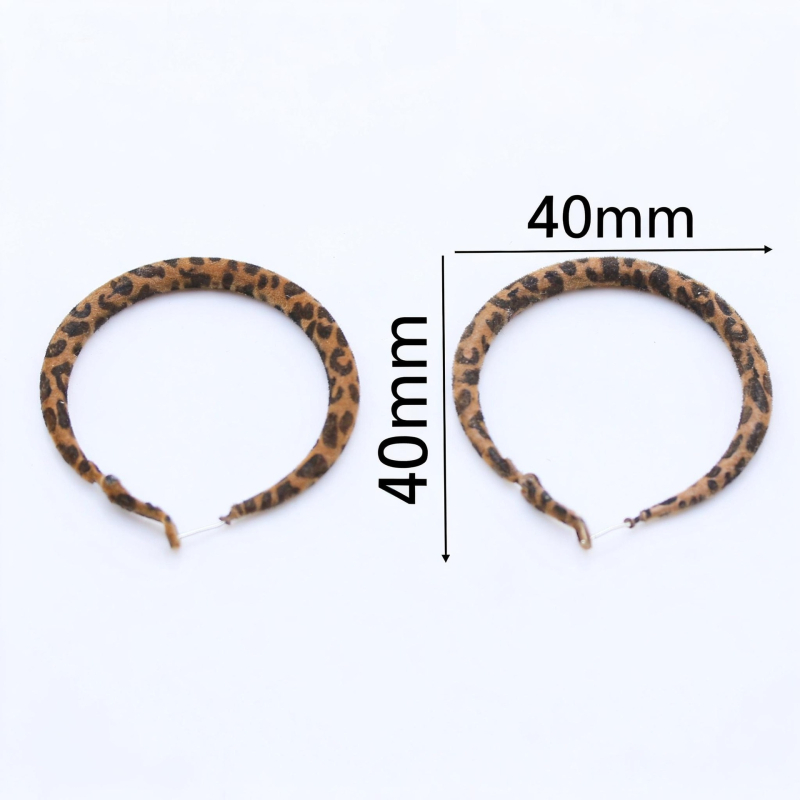 Fülbevalók - leopárd mintás, vintage Hongkong-stílus, geometriás forma; anyag: ötvözet; fülcsap: 925-ös ezüst; bevonat: színmegőrző elektropácolás; márka: Medo / Honey Density