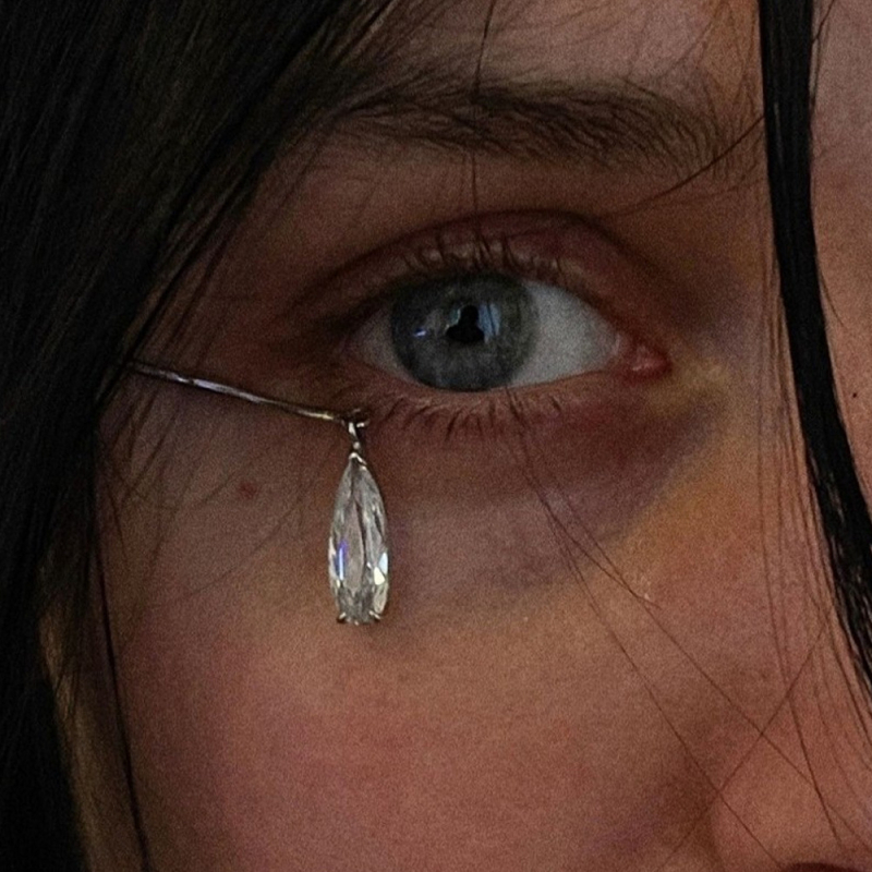 Cercei picătură cu cristale, stil INS, placare electrolitică, aliaj încrustat cu pietre artificiale