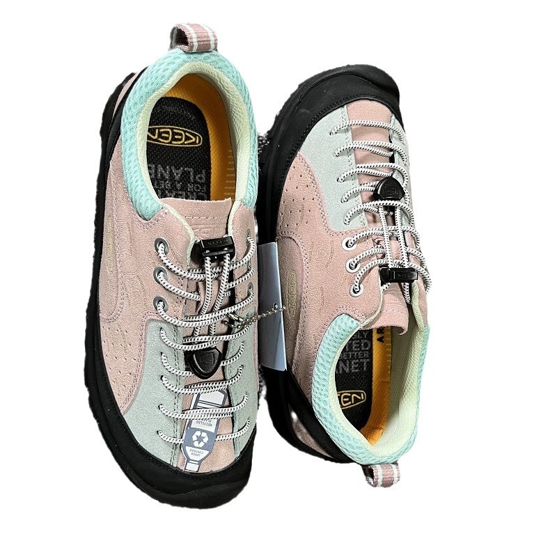 Uniszex valódi bőrből készült könnyű túracipő — rugalmas pántos felhúzás, alacsony felsőrész, gumírozott talp, légáteresztő mesh belső