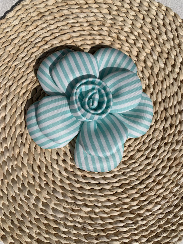 Háromdimenziós poliészter corsage, virág alakú, uniszex kiegészítő, tömeges csomagolás