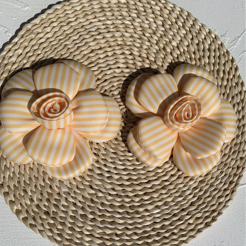 Háromdimenziós poliészter corsage, virág alakú, uniszex kiegészítő, tömeges csomagolás