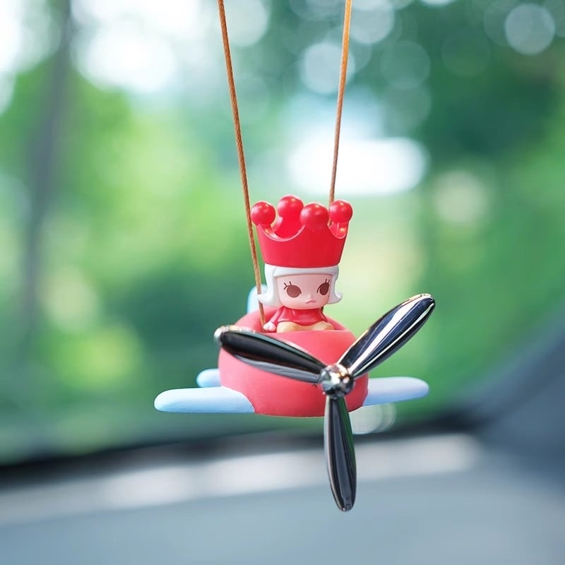 Карикатурна гипсова висулка за автомобил за вътрешно оформление, мотив пропелери и малък самолет