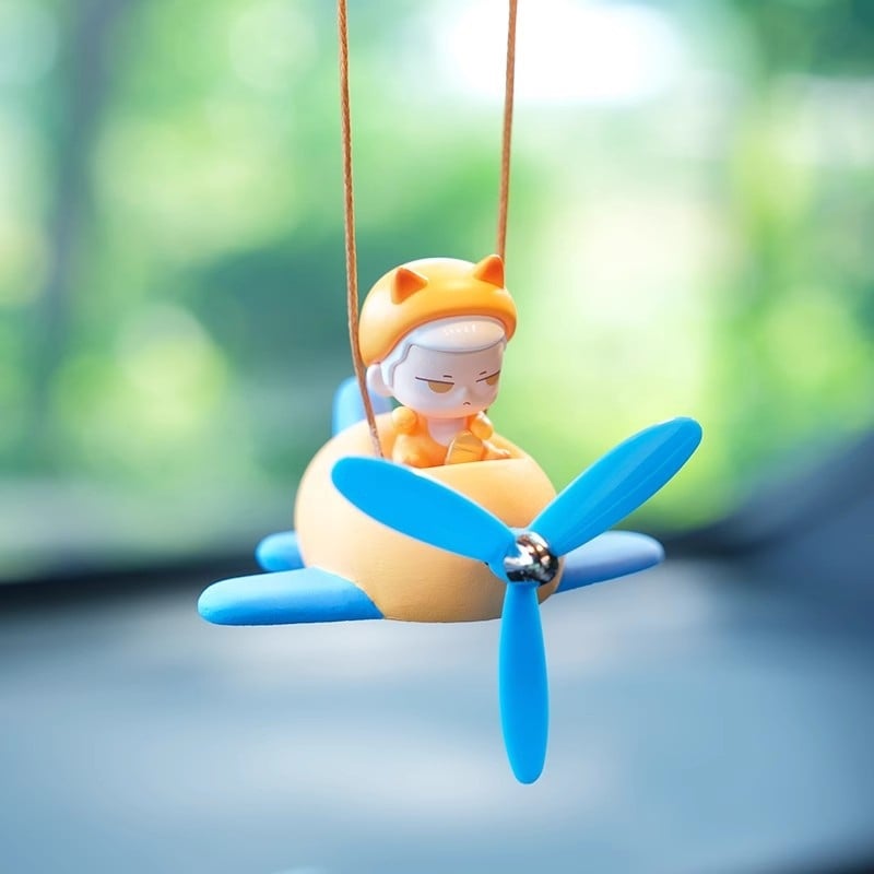 Карикатурна гипсова висулка за автомобил за вътрешно оформление, мотив пропелери и малък самолет