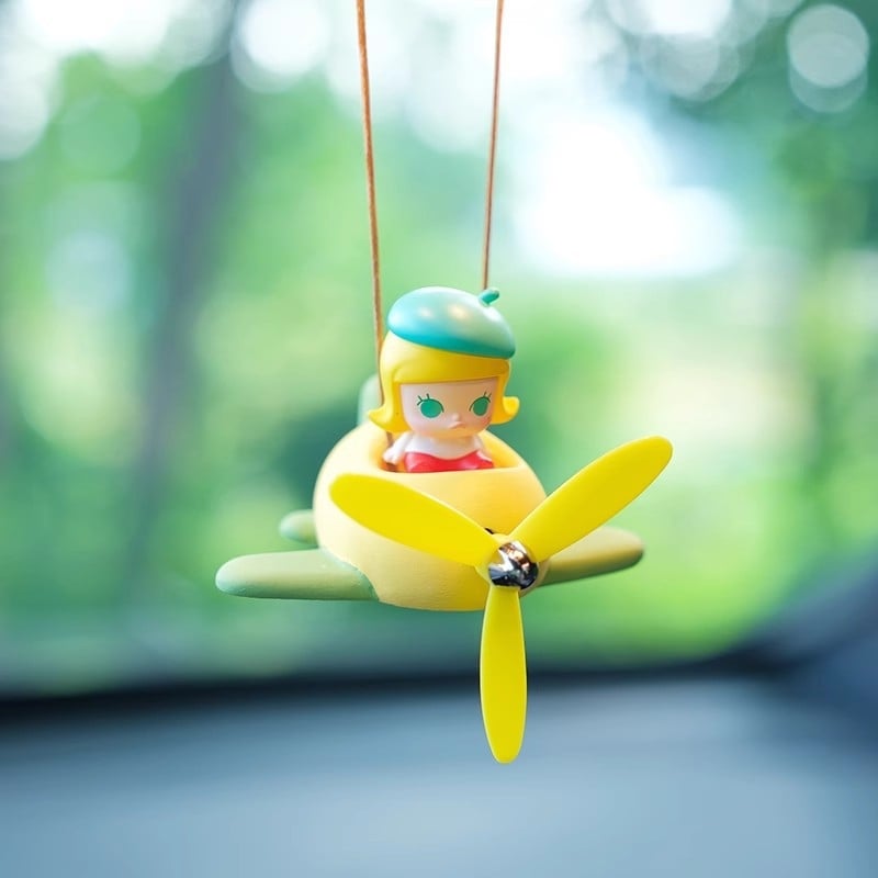 Карикатурна гипсова висулка за автомобил за вътрешно оформление, мотив пропелери и малък самолет