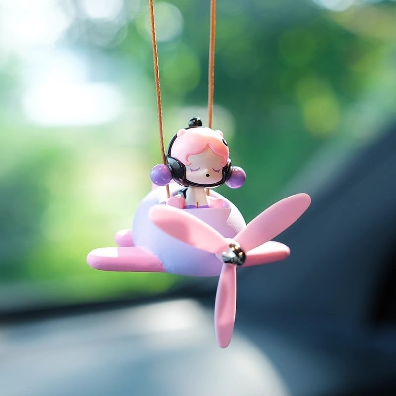 Карикатурна гипсова висулка за автомобил за вътрешно оформление, мотив пропелери и малък самолет