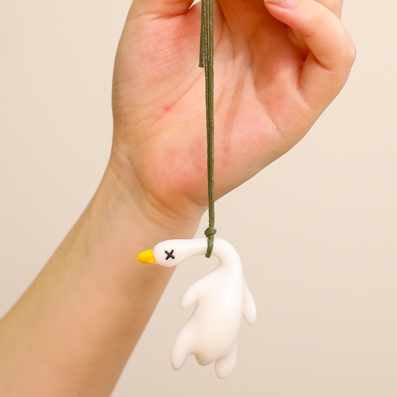 Ключодържател за кола с променящ се цвят при светлина/UV, мотив печена патица, пластмасов, марка Tang Yi, стил прост