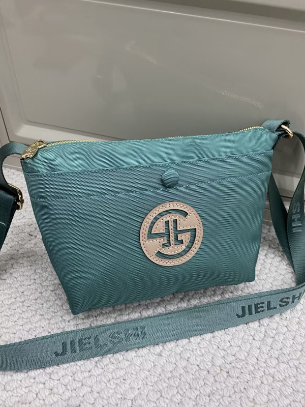 Geantă Dumpling din Oxford pânză, în formă de dumpling, închidere cu fermoar, buzunar interior cu fermoar, căptușeală poliester