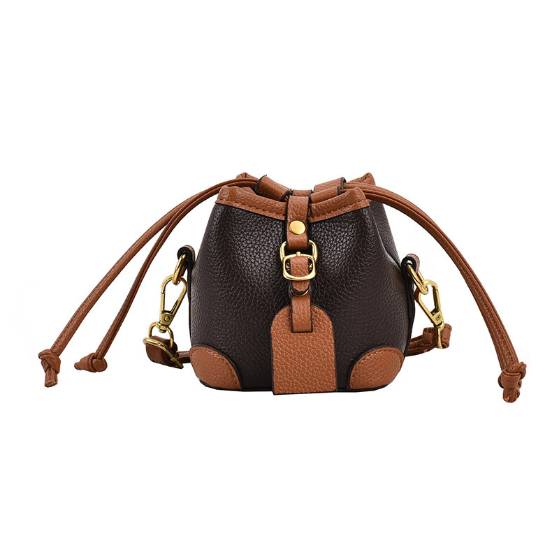 Geantă bucket din PU, închidere cu șnur, formă de găleată, căptușeală poliester, buzunar interior laminat cu fermoar