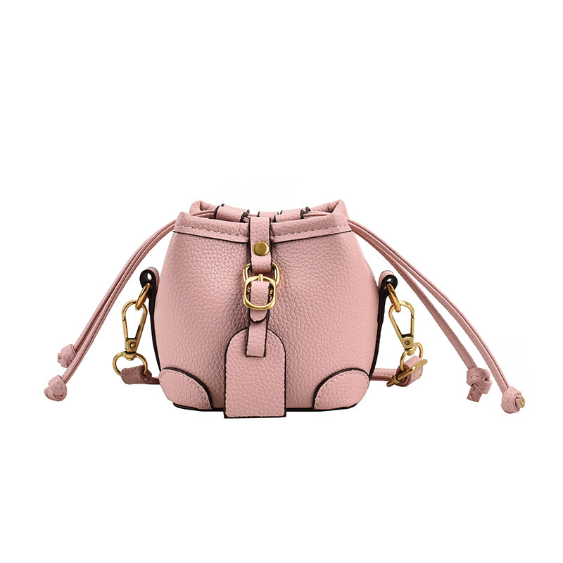 Geantă bucket din PU, închidere cu șnur, formă de găleată, căptușeală poliester, buzunar interior laminat cu fermoar