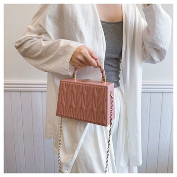 Geantă crossbody din PU, construcție rigidă, pentru femei, formă orizontală pătrată, închidere magnetică, căptușeală PU, mărime medie, toamnă 2025