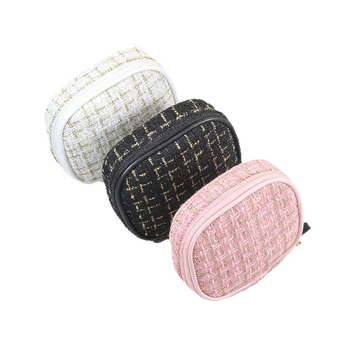 Geantă de machiaj în stil urban minimalist, material textil, căptușeală din poliester, închidere cu fermoar, construcție moale