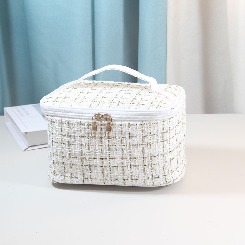 Geantă de machiaj în stil urban minimalist, material textil, căptușeală din poliester, închidere cu fermoar, construcție moale