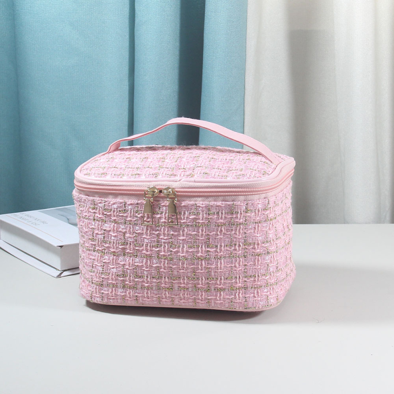 Geantă de machiaj în stil urban minimalist, material textil, căptușeală din poliester, închidere cu fermoar, construcție moale