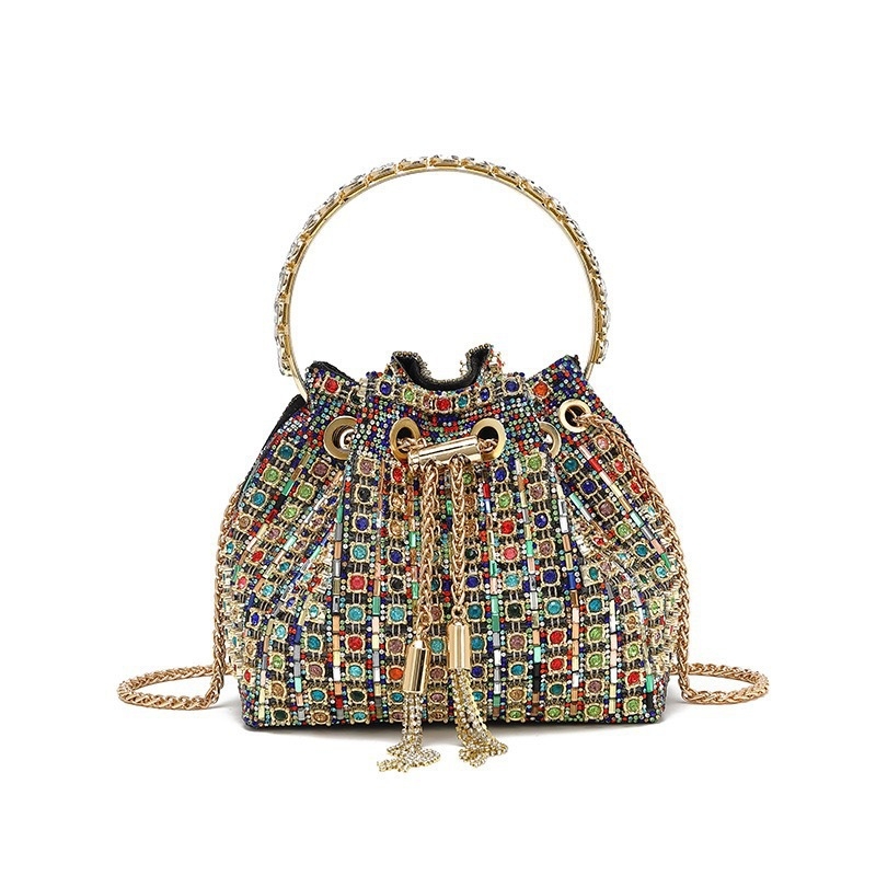 Geantă de seară tip găleată, închidere cu șnur, poliester, buzunar intern cu fermoar, lansare toamnă 2025