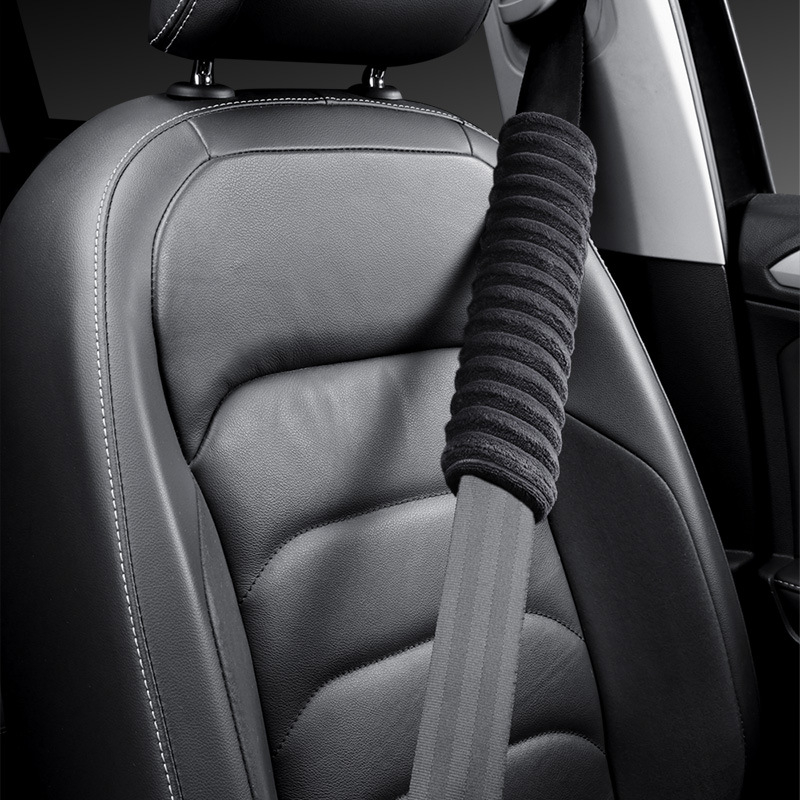 Плюшен протектор за колан за автомобил/товарен автомобил, практичен дизайн (Марка: Yichen; Материал: плюш; Произход: Zhejiang; Тегло: 60 g)