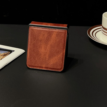 Калъф за Samsung Galaxy Z Flip7 – сгъваем от изкуствена кожа с релефна текстура, защита срещу падане