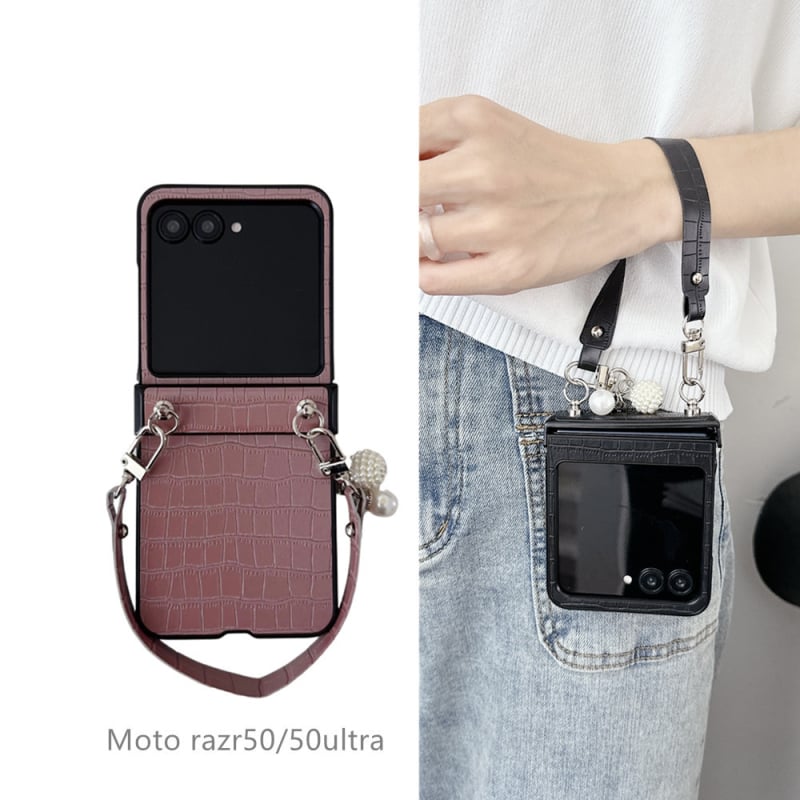 Θήκη Motorola Razr50/60 με βραχιόλι σε υφή κροκοδειλικού δέρματος, από συνθετικό δέρμα, μηχανική επεξεργασία, αναδιπλούμενο καπάκι, προστασία από πτώσεις