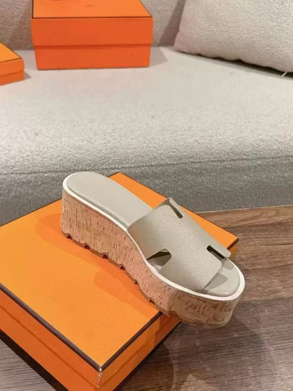 Moterų sandalai su viena juosta, Romėniško stiliaus natūrali oda, H-platforma, storas padas, guma, pavasaris–vasara 2025