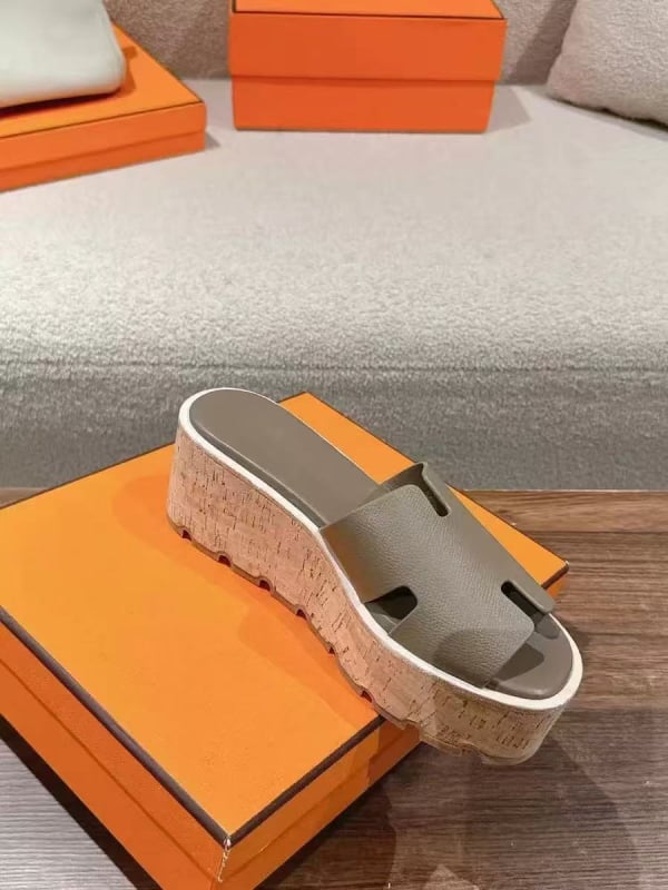 Moterų sandalai su viena juosta, Romėniško stiliaus natūrali oda, H-platforma, storas padas, guma, pavasaris–vasara 2025