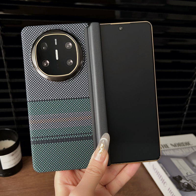 Huawei MateX6 vāciņš: PC + āda, matēta virsma, pretnodilums, pret kritienu, pret pirkstu nospiedumiem, ar vidēja ass pantu