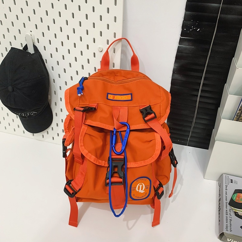 Хайкинг раница, унисекс, нейлонова, за планински спортове, с въздушни презрамки и подплата от полиестер, зимно издание 2024