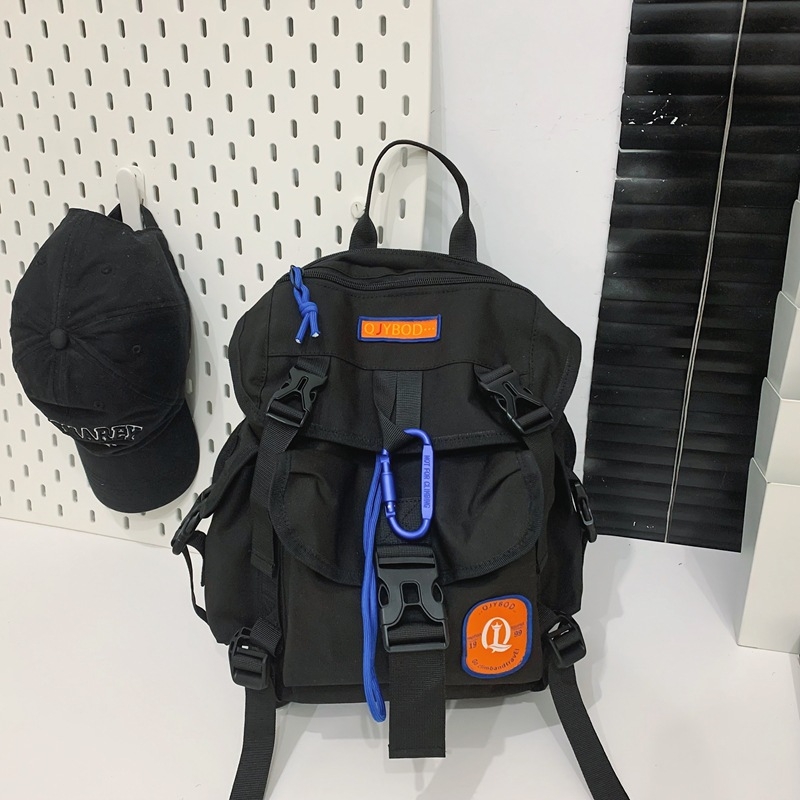 Хайкинг раница, унисекс, нейлонова, за планински спортове, с въздушни презрамки и подплата от полиестер, зимно издание 2024